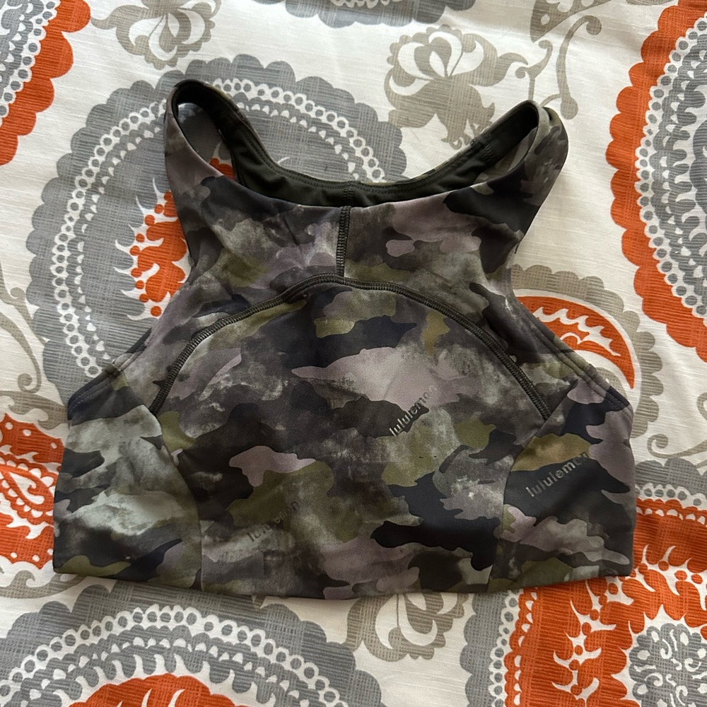Lululemon Tough Train High-Neck Bra